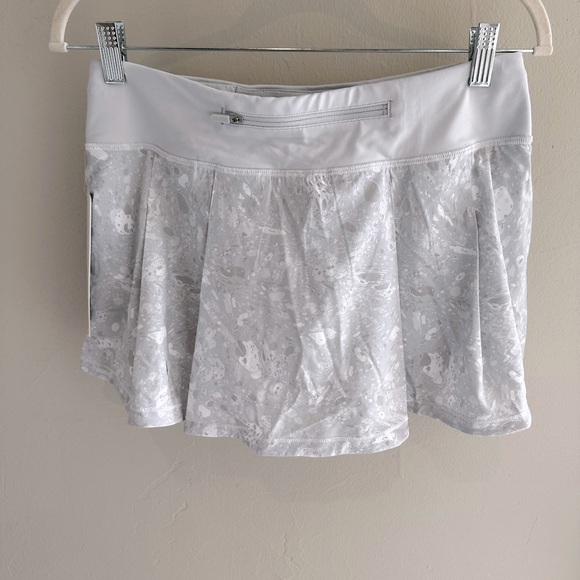 Lululemon Pace Rival skirt! - Picture 3 of 4